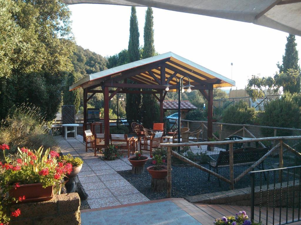 Locanda Mossa Dei Barbari Буриано Экстерьер фото